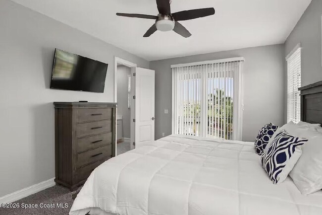 Building Photo - 168 Mediterranean Way