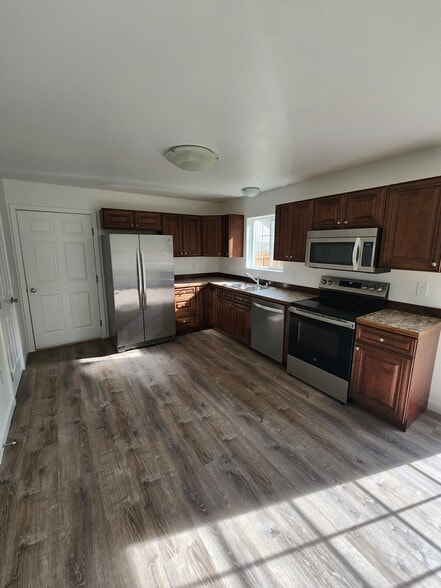 Building Photo - 4038 W Marble Way