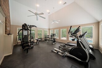 Building Photo - Pebblebrook Apartment Homes