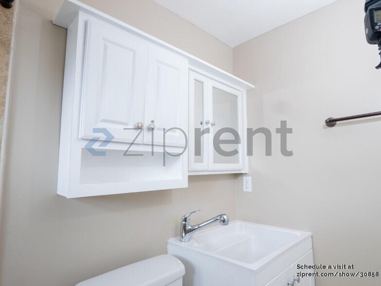 Building Photo - 921 NE 58th St
