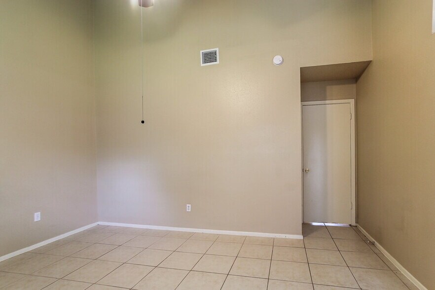 Building Photo - 5327 Enchanted Timbers Dr