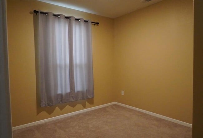 Building Photo - 14503 Overland Pass