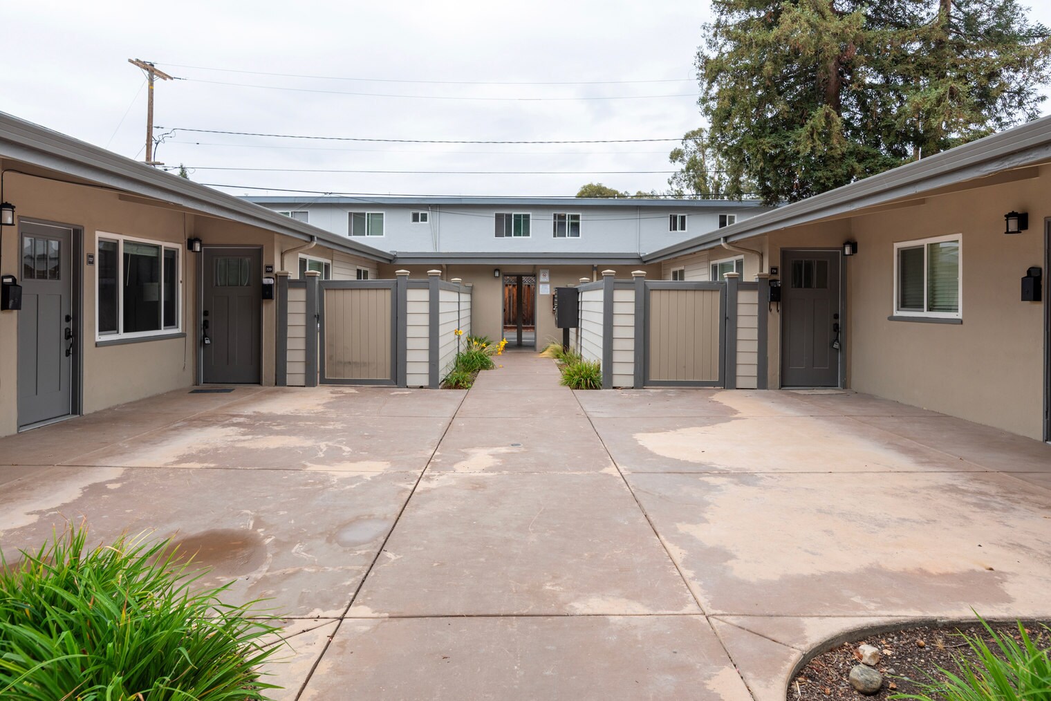 Building Photo - 727 Layne Ct