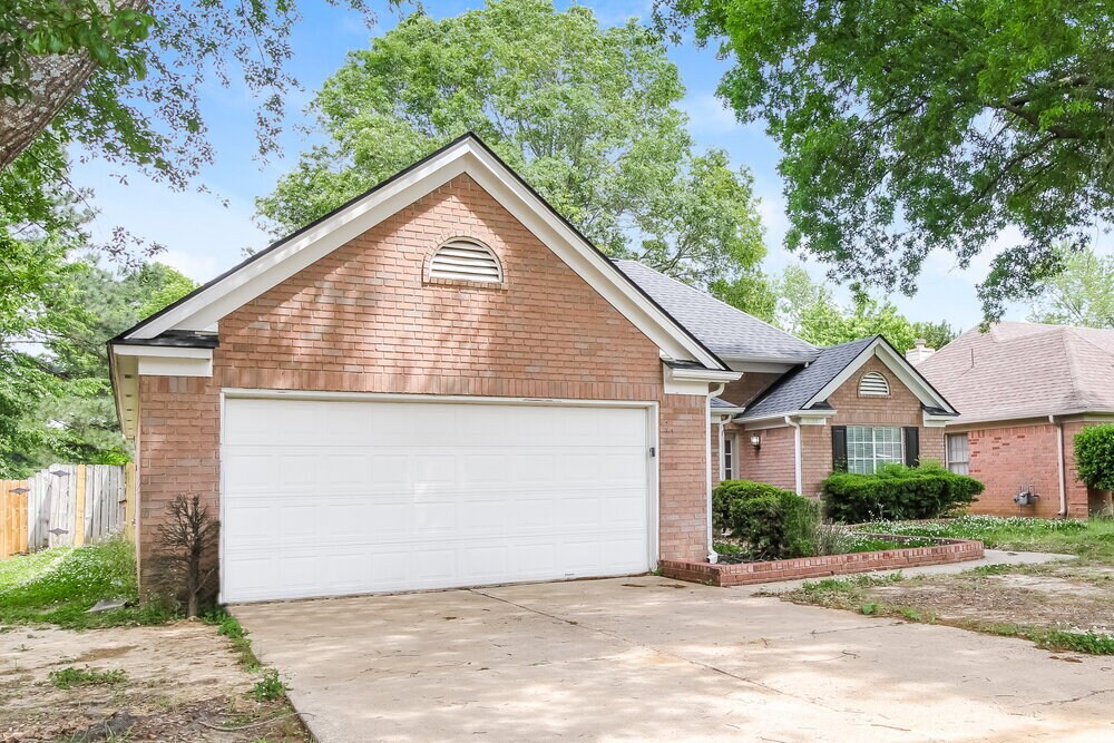 Building Photo - 8538 Overcup Oaks Dr