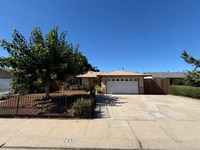 Building Photo - 2433 Kildare Ln