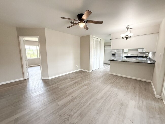 Building Photo - 3331 NW 27th Ave