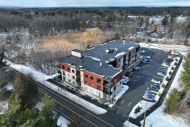 Building Photo - 451 Clifton Park Center Rd