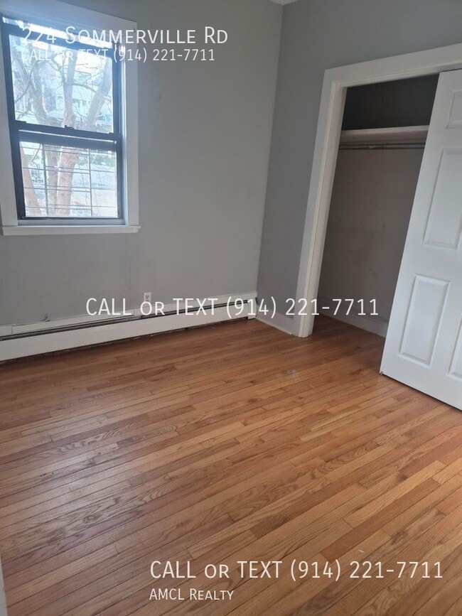 Building Photo - 224 Sommerville Pl