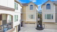 Building Photo - 833 Rosine St
