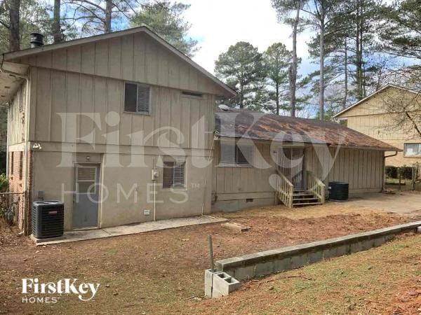 Building Photo - 1478 Spruce Ridge Way