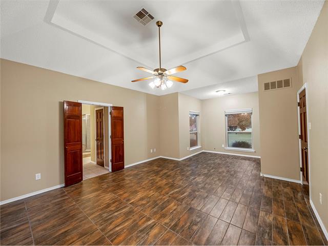 Building Photo - 2117 Posey Ln