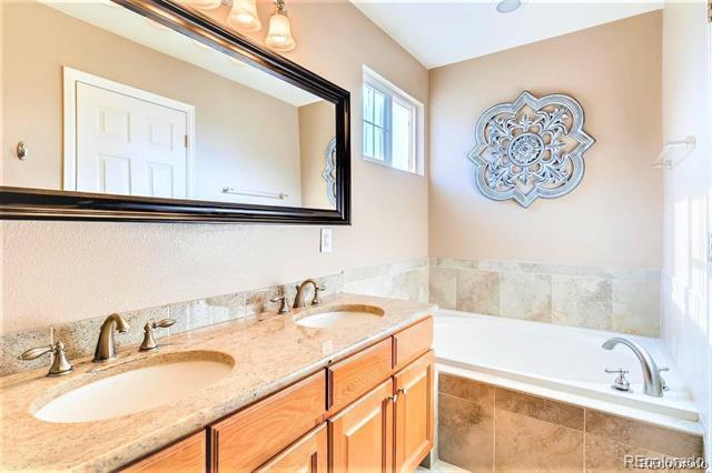 Building Photo - 9640 S Sun Meadow St