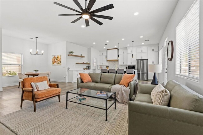 Building Photo - 10624 Grand Cypress Ave