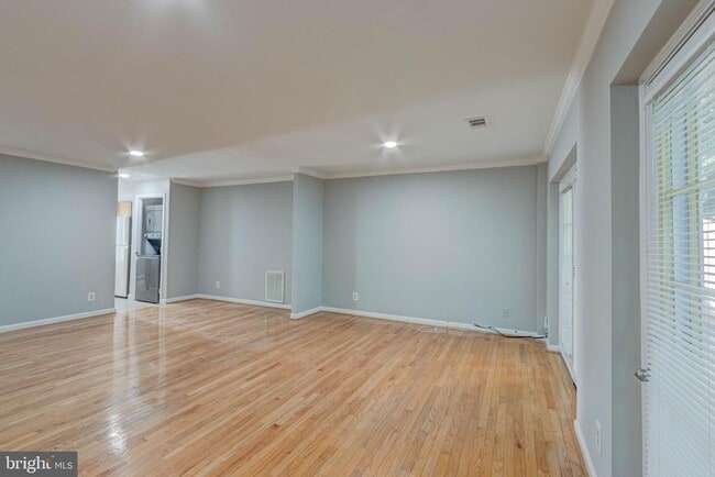 Building Photo - 3934 Chesterwood Dr