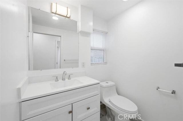 Building Photo - 220 39th St