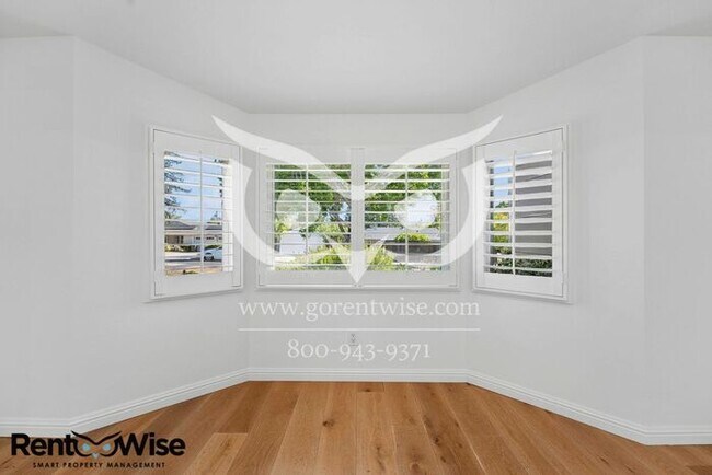 Building Photo - Short term lease only