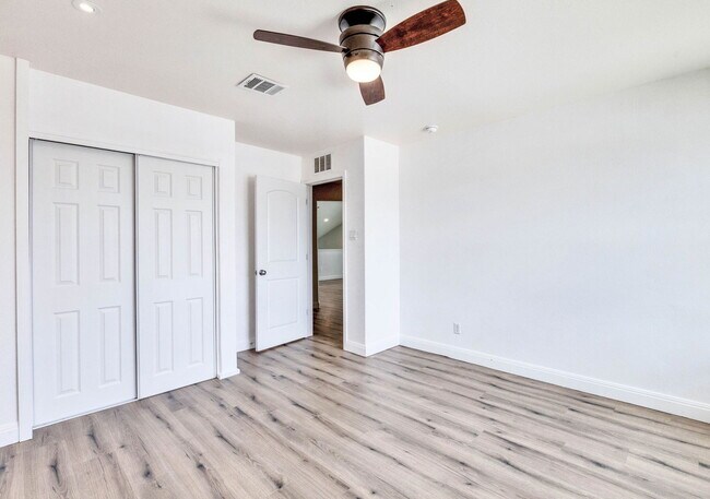 Building Photo - 217 Andele Way