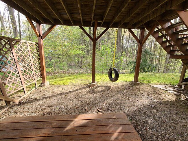 Building Photo - 15 Hoskins Rd