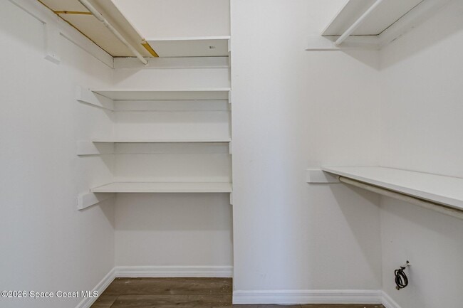 Building Photo - 1120 Gary Hunt Rd