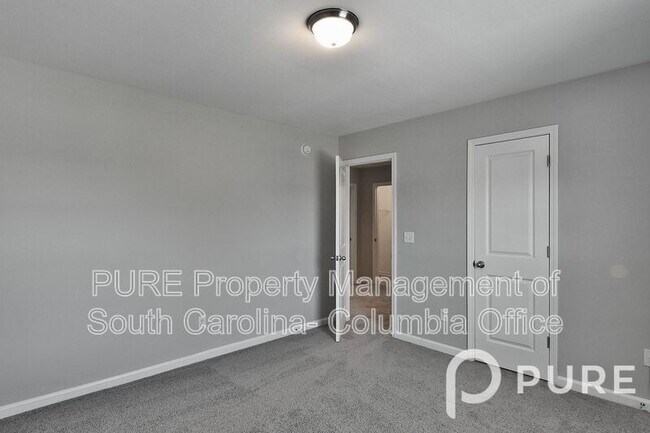 Building Photo - 340 Longfellows Ln