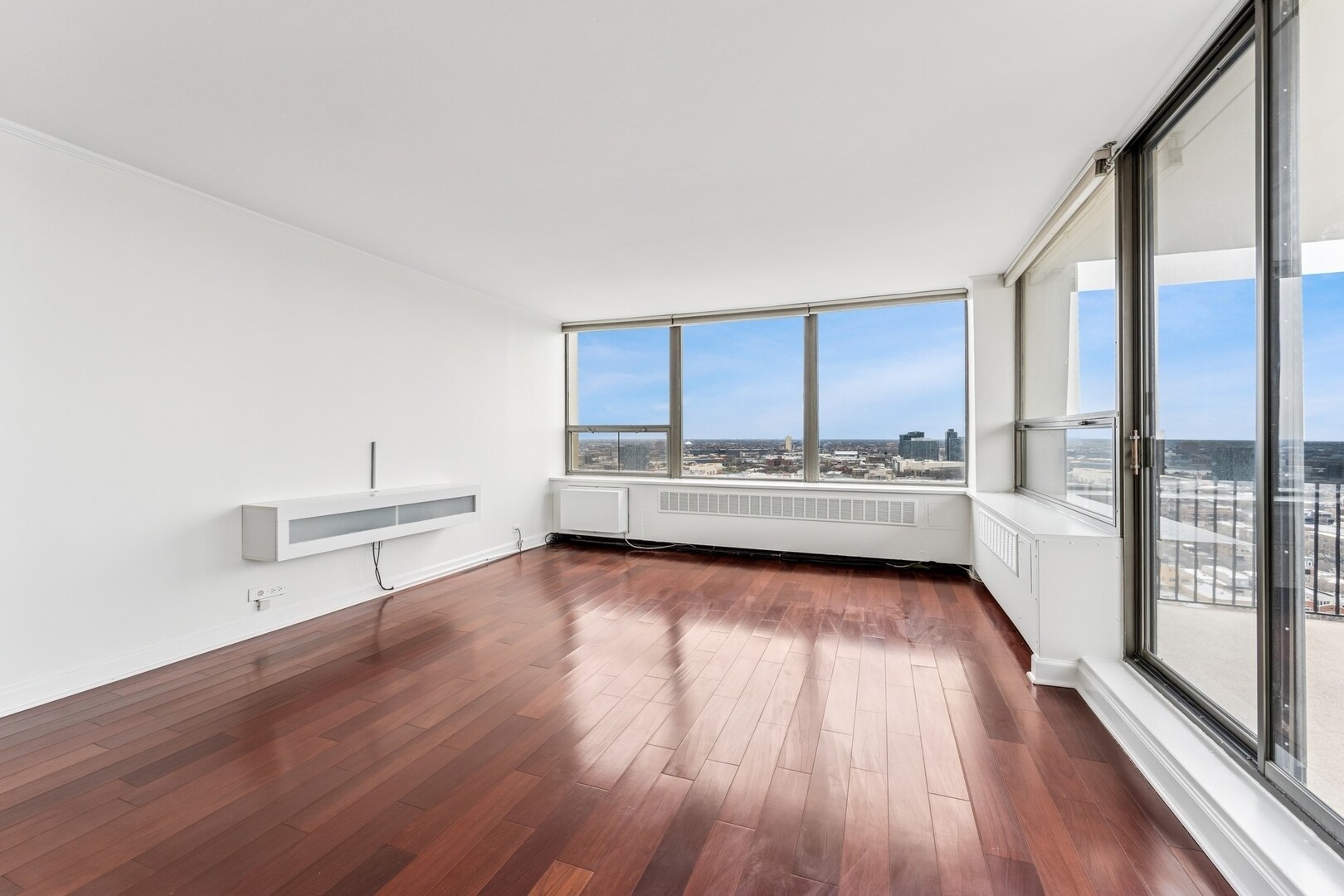 Building Photo - 1360 N Sandburg Ter