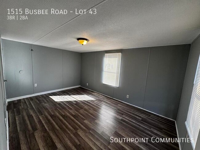 Building Photo - 1515 Busbee Rd