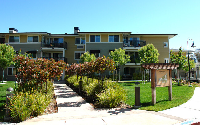 Building Photo - Grayson Creek Apartments