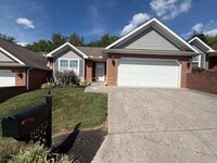Building Photo - SPACIOUS 3 BEDROOM CONDO IN ANDERSON RIDGE ON GLEASON DRIVE!!