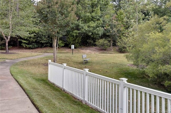 Building Photo - 1005 Settlement Dr