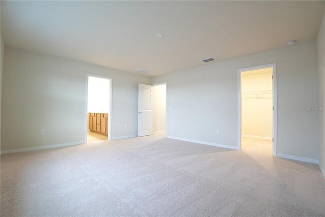 Building Photo - 268 Summer Pne St