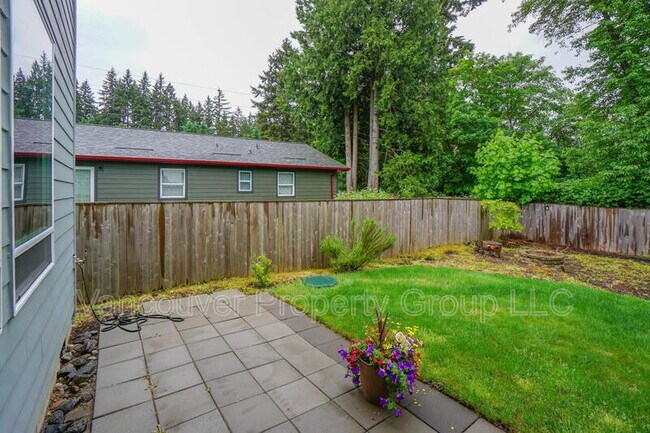 Building Photo - 2904 NE 161st Ct
