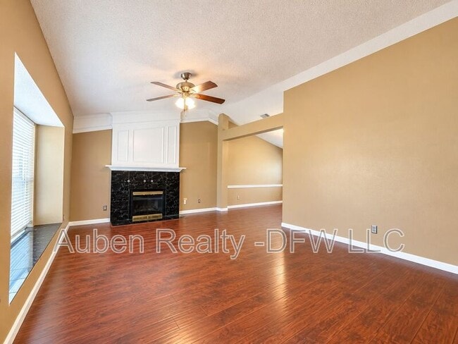 Building Photo - 514 Briarcroft Dr