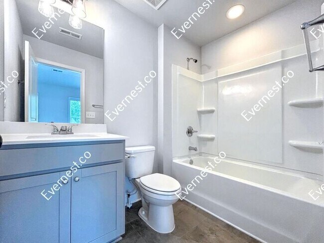 Building Photo - 428 Stovall Pl