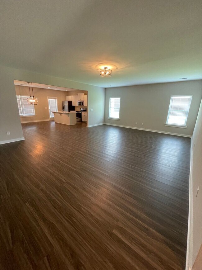 Building Photo - Home for Rent in Tuscaloosa, AL!!! View wi...