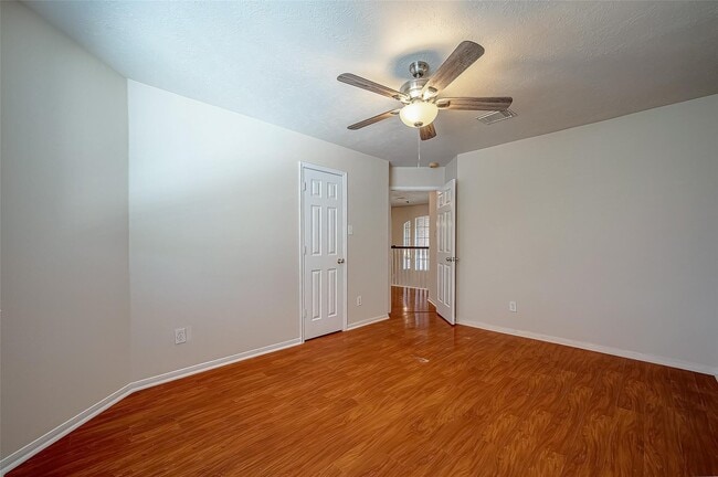 Building Photo - 2907 Little Branch Ct