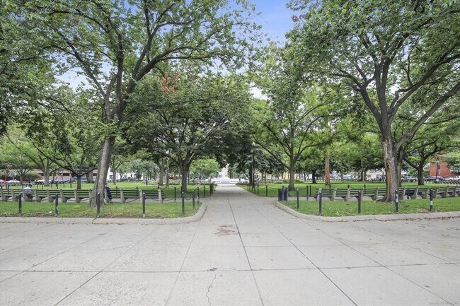 Building Photo - 1424 11th St NW