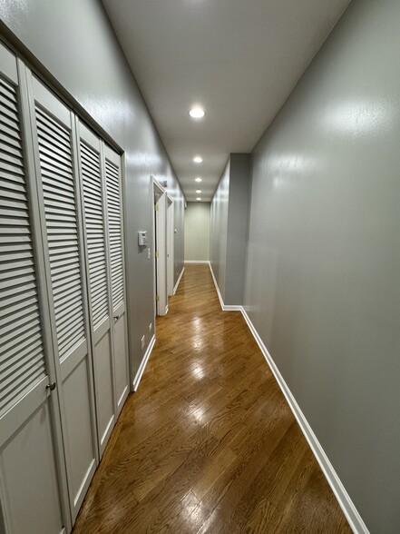 Hallway - 1906 W Estes Ave