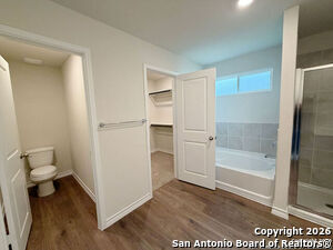 Building Photo - 607 fluted