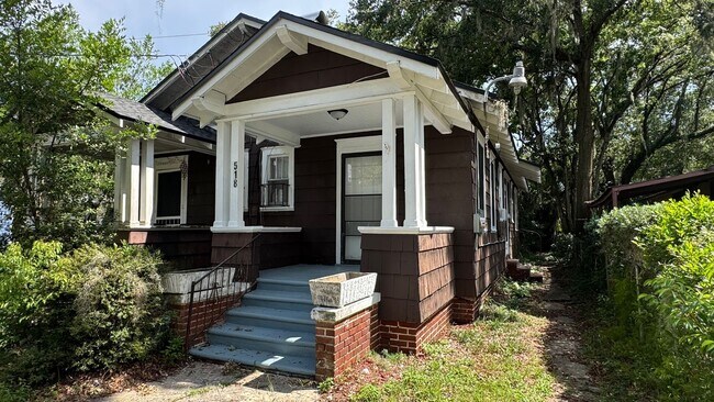 Building Photo - 516/518 Linwood Units