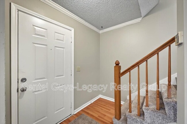 Building Photo - 803 Kettering Way