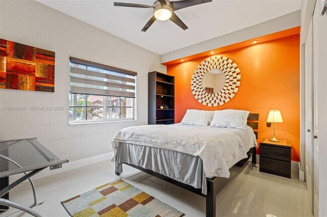 Building Photo - 3654 SW 150th Ct