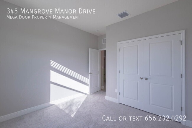 Building Photo - 345 Mangrove Manor Dr