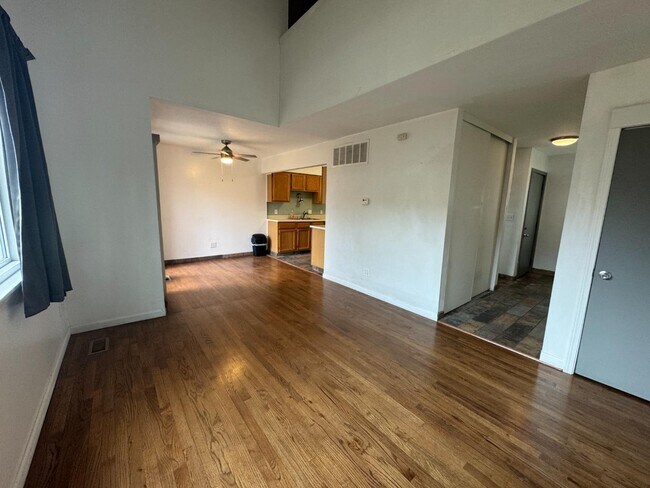 Building Photo - 255 N Michigan St