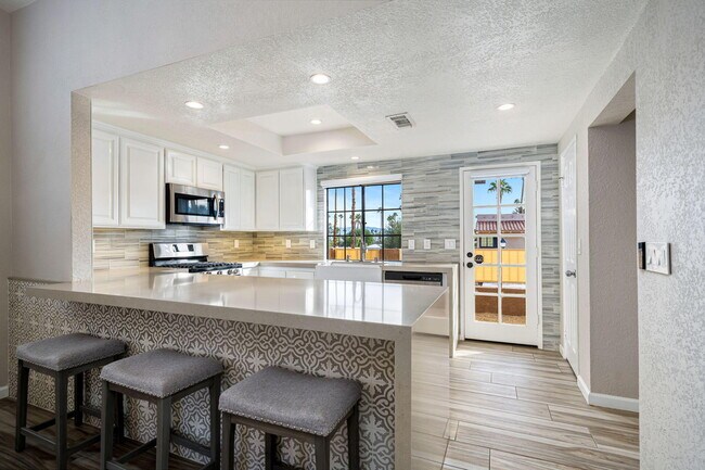 Building Photo - 46395 Ryway Pl