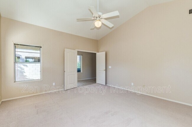 Building Photo - 6053 E Sierra Morena St