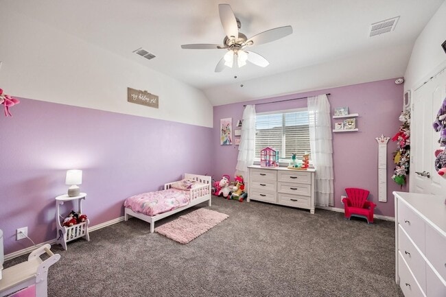 Building Photo - 3911 Holly Spgs Ln