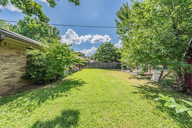 Building Photo - 3503 Cotillion Dr