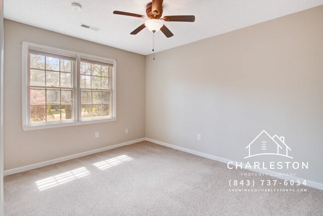 Building Photo - 1860 Piper Dr