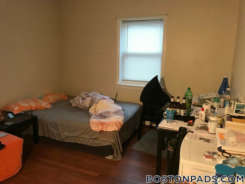 Building Photo - 1 President Terrace