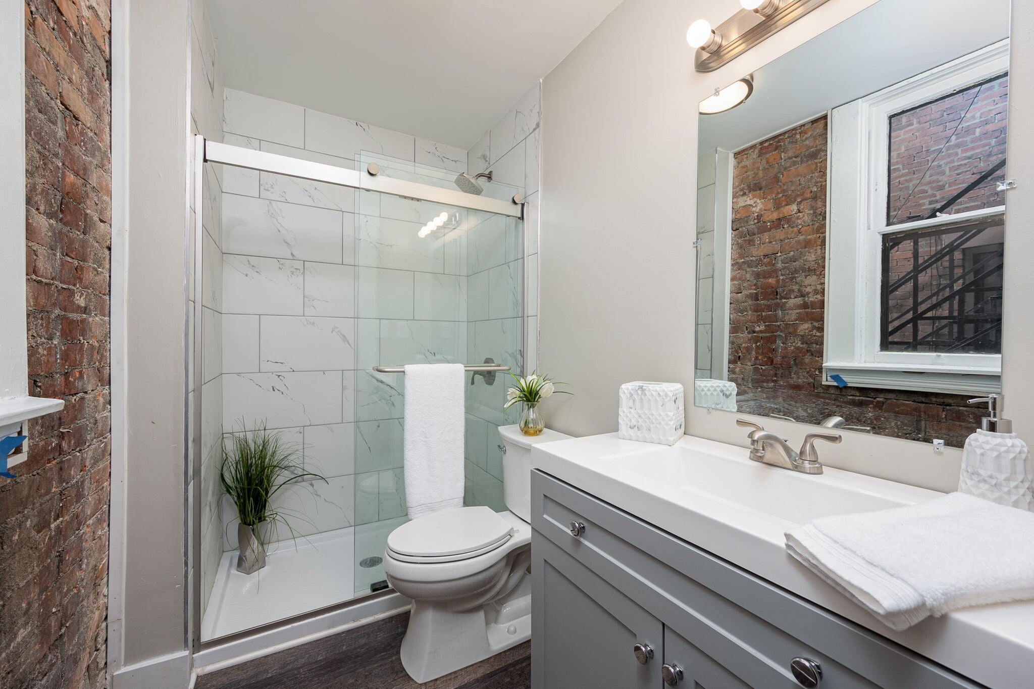 Bathroom - 1256 Neil Ave